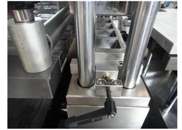 Alu - PVC Blister Packing Machine Automatic Flat Type For Tablets & Capsules, view 2