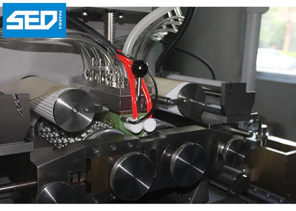 Advanced Process Softgel Encapsulation Machine With High Finished Product Rate, view 2