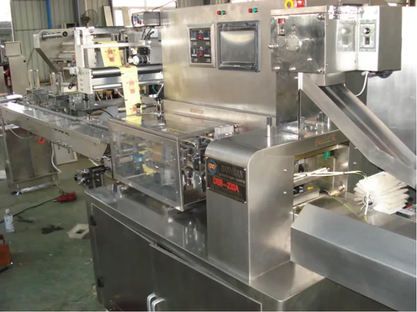 Electric Driven Automatic Packaging Machine Medical Adhesive Plaster Packing Machine, view 2