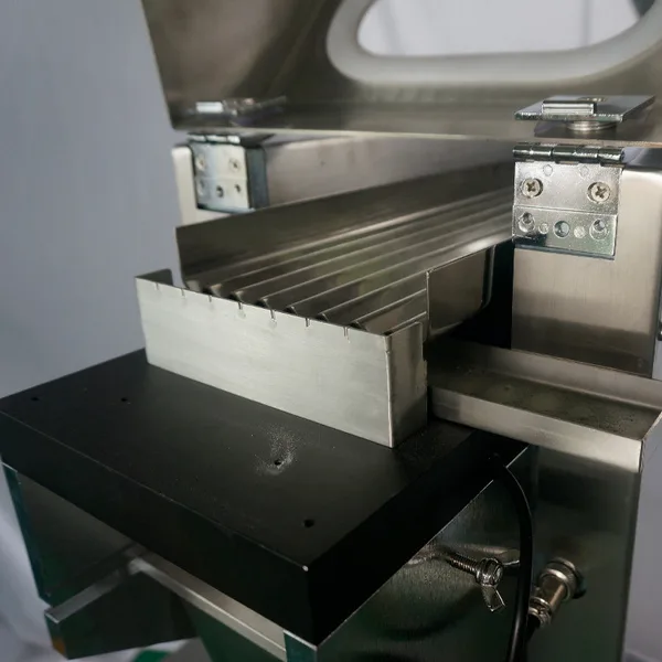 Pharmaceutical Machinery Capsule Counting Machine Equipment Low Power Consumption, view 2