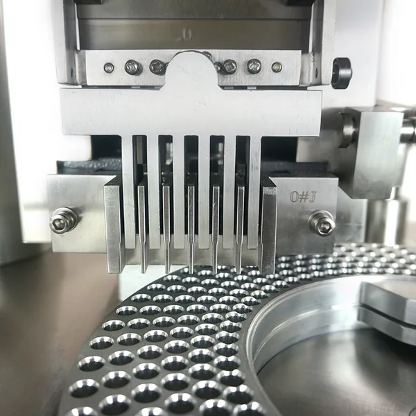 Pharmaceutical Pellets Hard Gelatin Semi Automatic Capsule Filling Machine, view 2