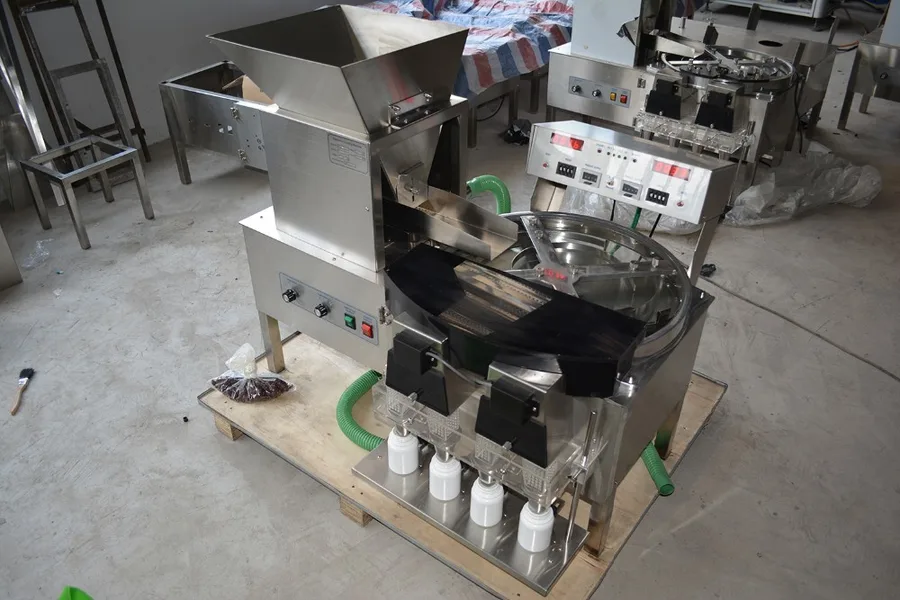 Semi Automatic Electronic Pill Counter Machine, view 2