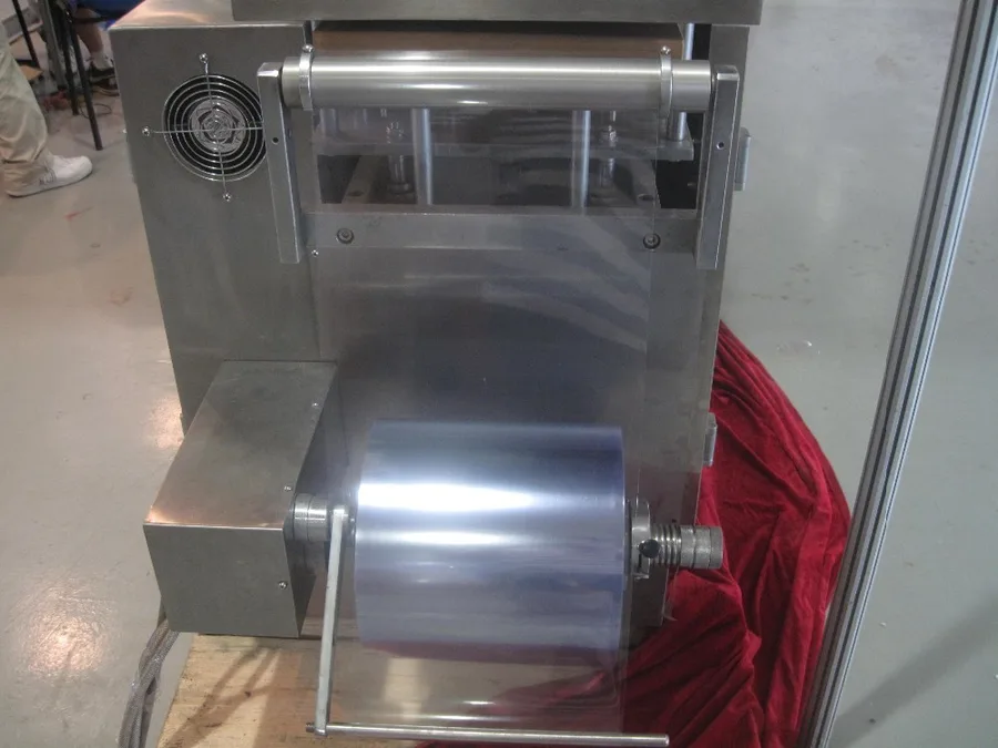 Pharmaceutical Automatic Capsule Blister Card Packing Machine, view 2