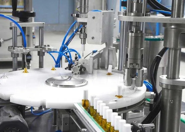 High Dose Liquid Quantitative Filling Machine Automatic Pharmaceutical, view 2