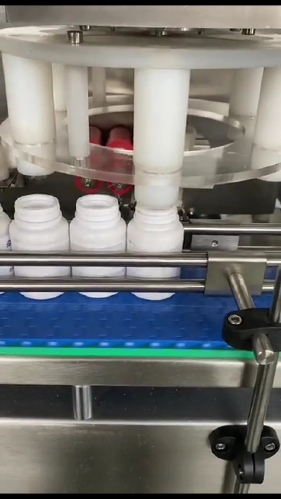 Automatic 0.6Mpa 0.7kw Cotton Inserting Machine Pharmaceutical Machinery Equipment, view 3