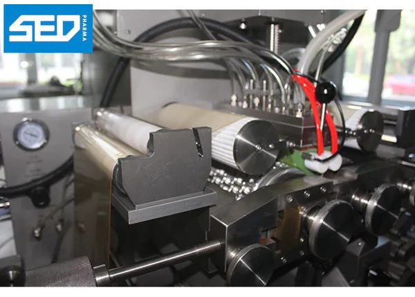 Advanced Process Softgel Encapsulation Machine With High Finished Product Rate, view 4